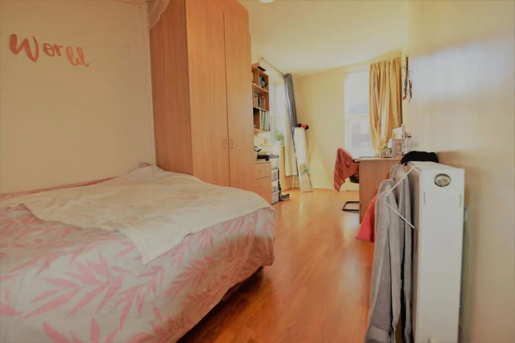 4 bedroom flat for rent