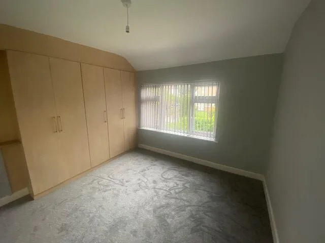 3 bedroom semi-detached house for rent