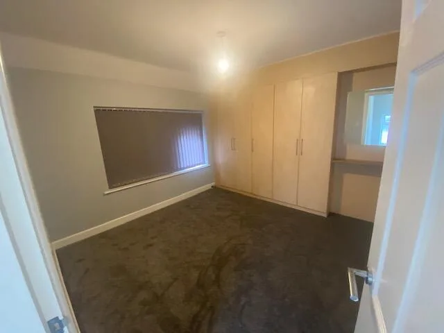 3 bedroom semi-detached house for rent