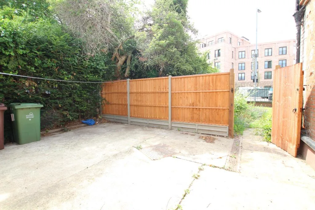 3 bedroom house for rent