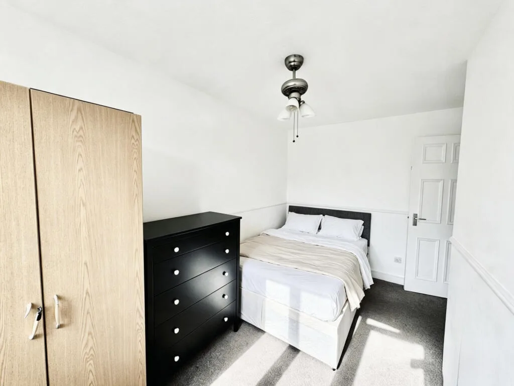 3 bedroom maisonette for rent