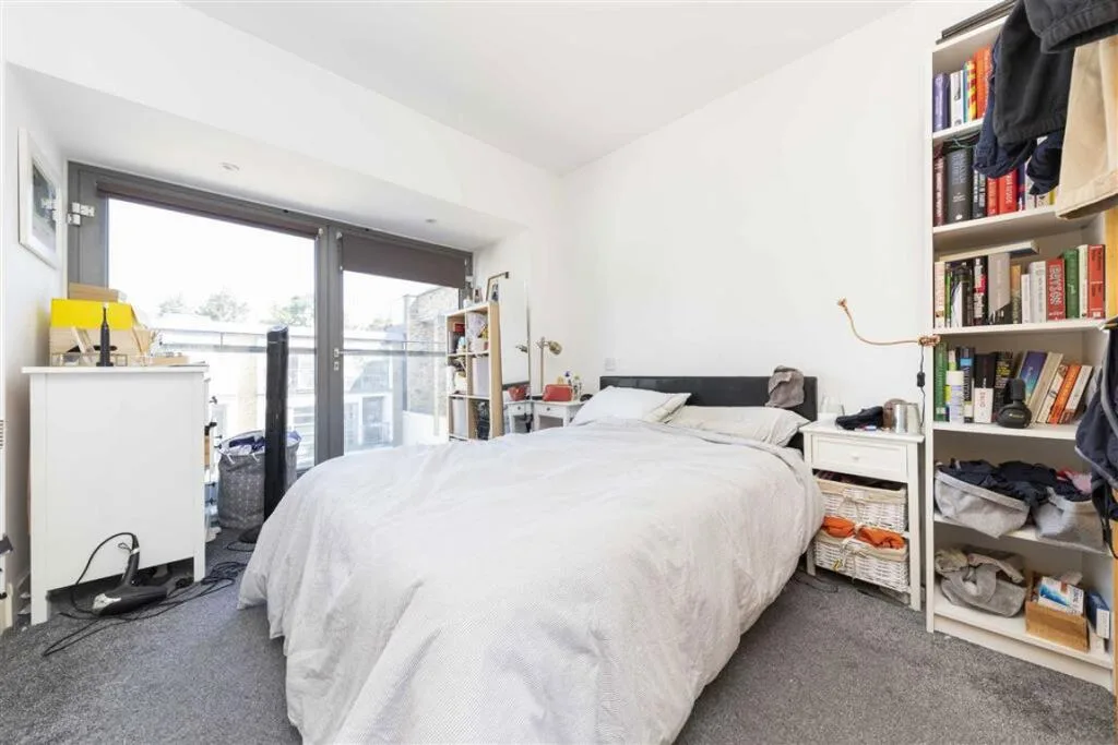 3 bedroom maisonette for rent