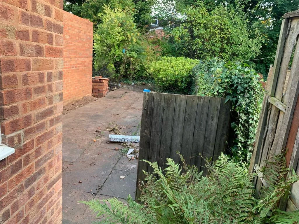 4 bedroom terraced house for rent