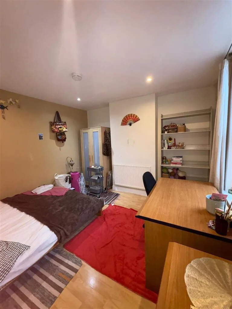 4 bedroom terraced house for rent