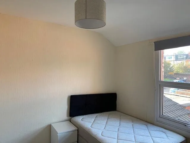 4 bedroom terraced house for rent