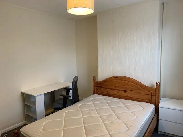 4 bedroom terraced house for rent