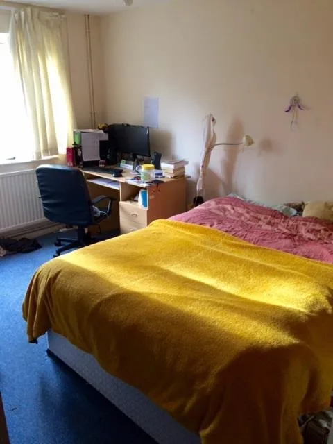 4 bedroom semi-detached house for rent