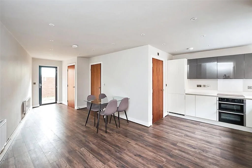 3 bedroom terraced house for rent