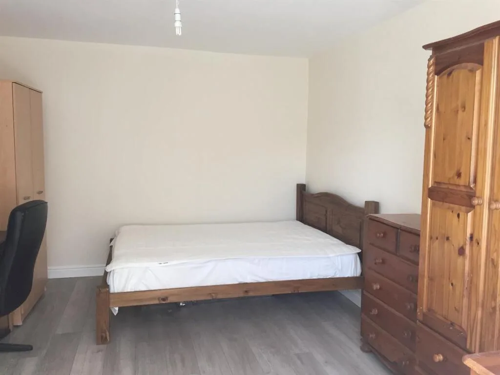 4 bedroom terraced house for rent