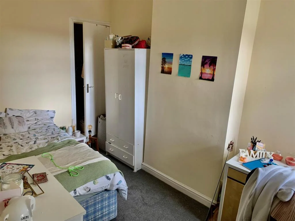 4 bedroom terraced house for rent