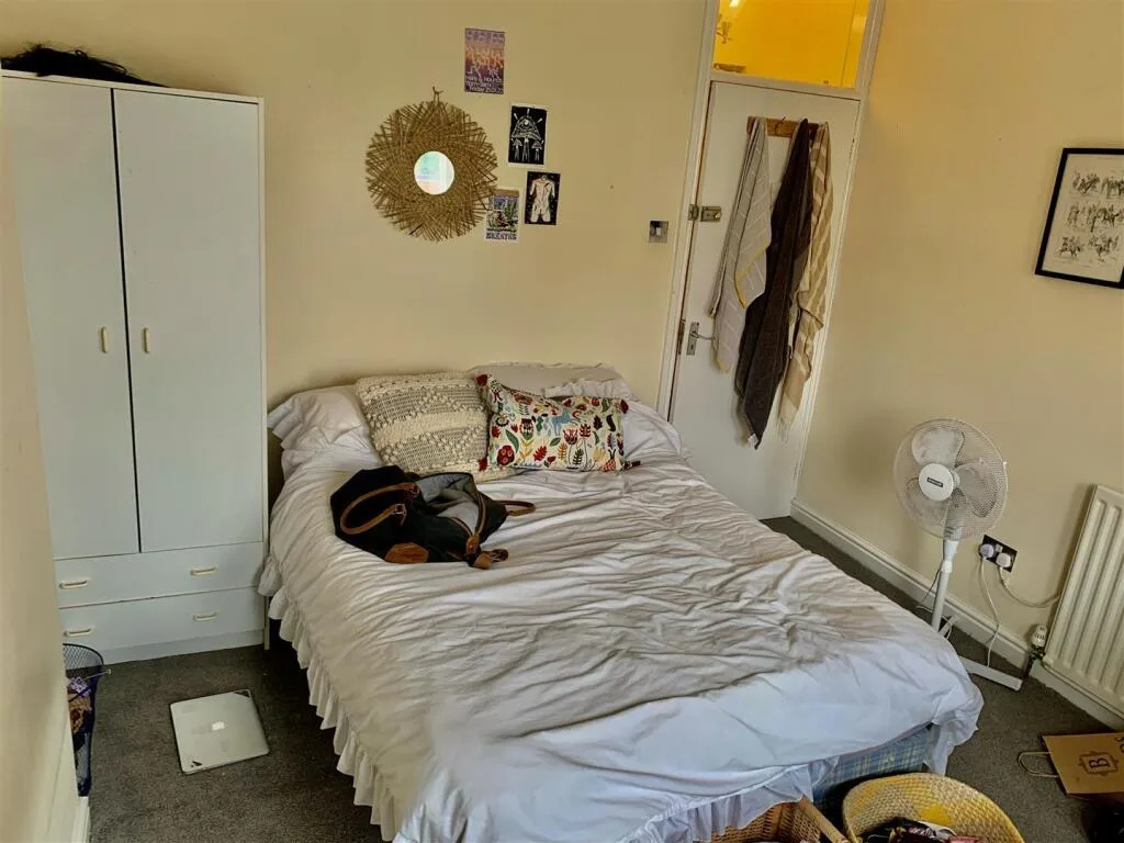 4 bedroom terraced house for rent