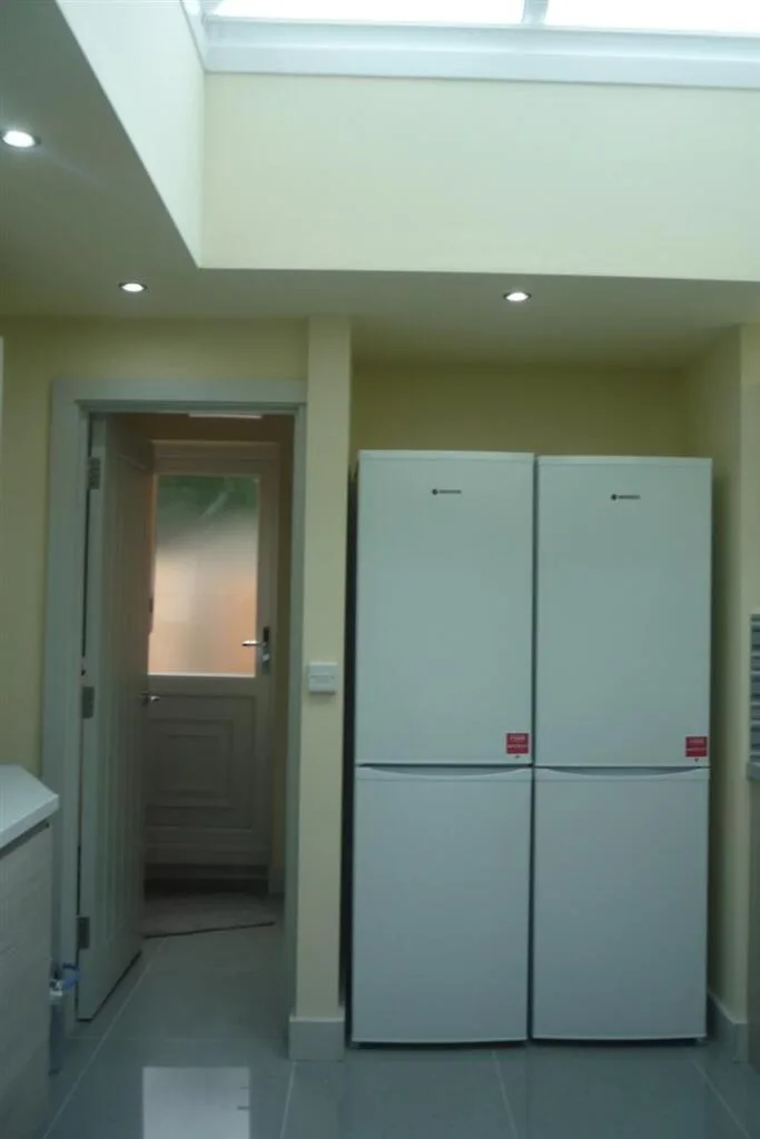 6 bedroom terraced house for rent