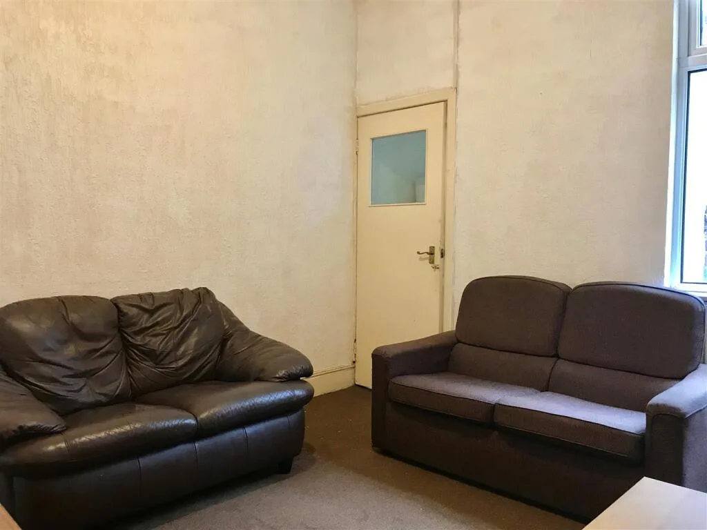 2 bedroom terraced house for rent
