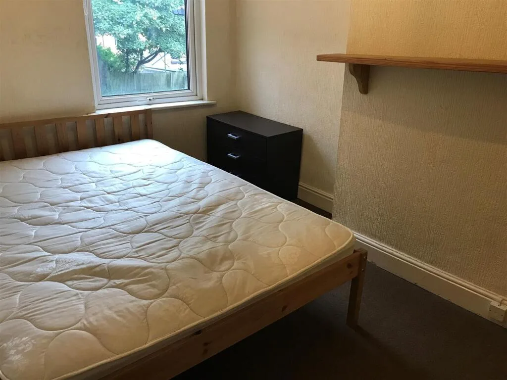 2 bedroom terraced house for rent