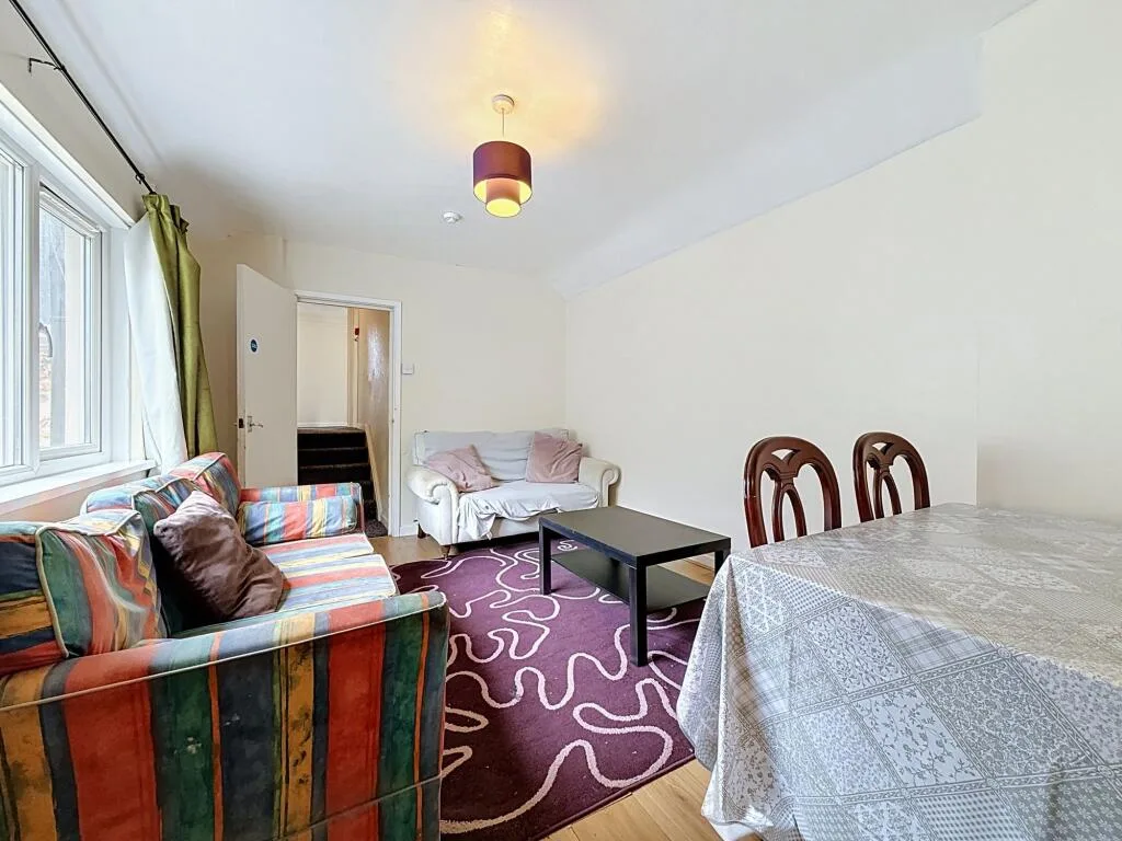 3 bedroom apartment for rent