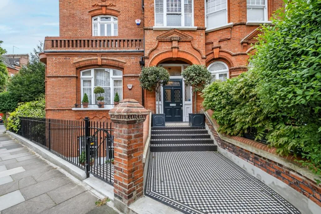 3 bedroom apartment for rent