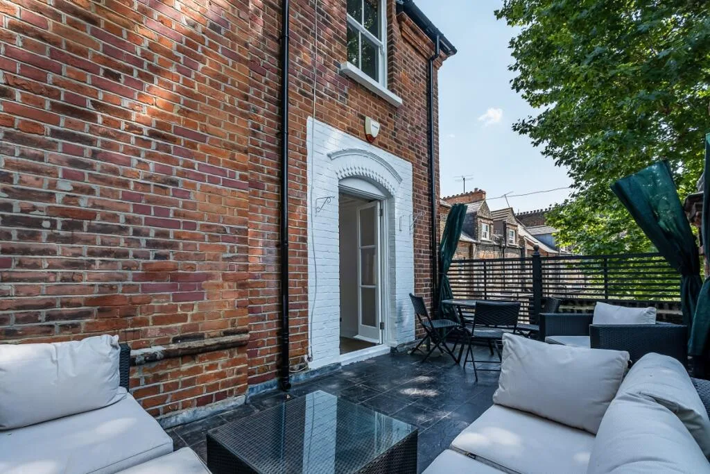 3 bedroom apartment for rent