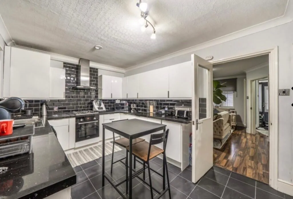 3 bedroom terraced house for rent