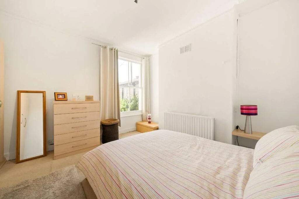 3 bedroom maisonette for rent