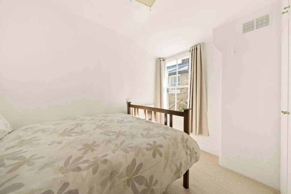 3 bedroom maisonette for rent