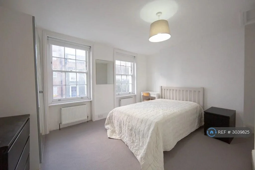 4 bedroom terraced house for rent