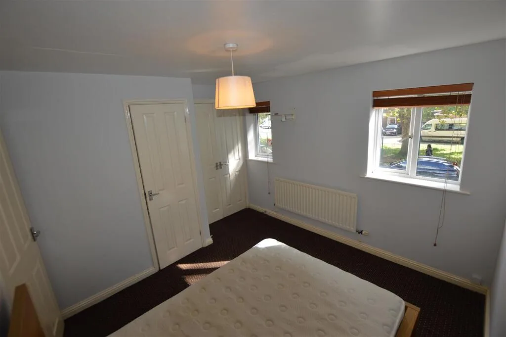 2 bedroom house for rent