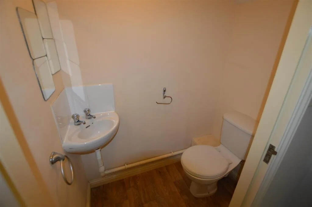 2 bedroom house for rent