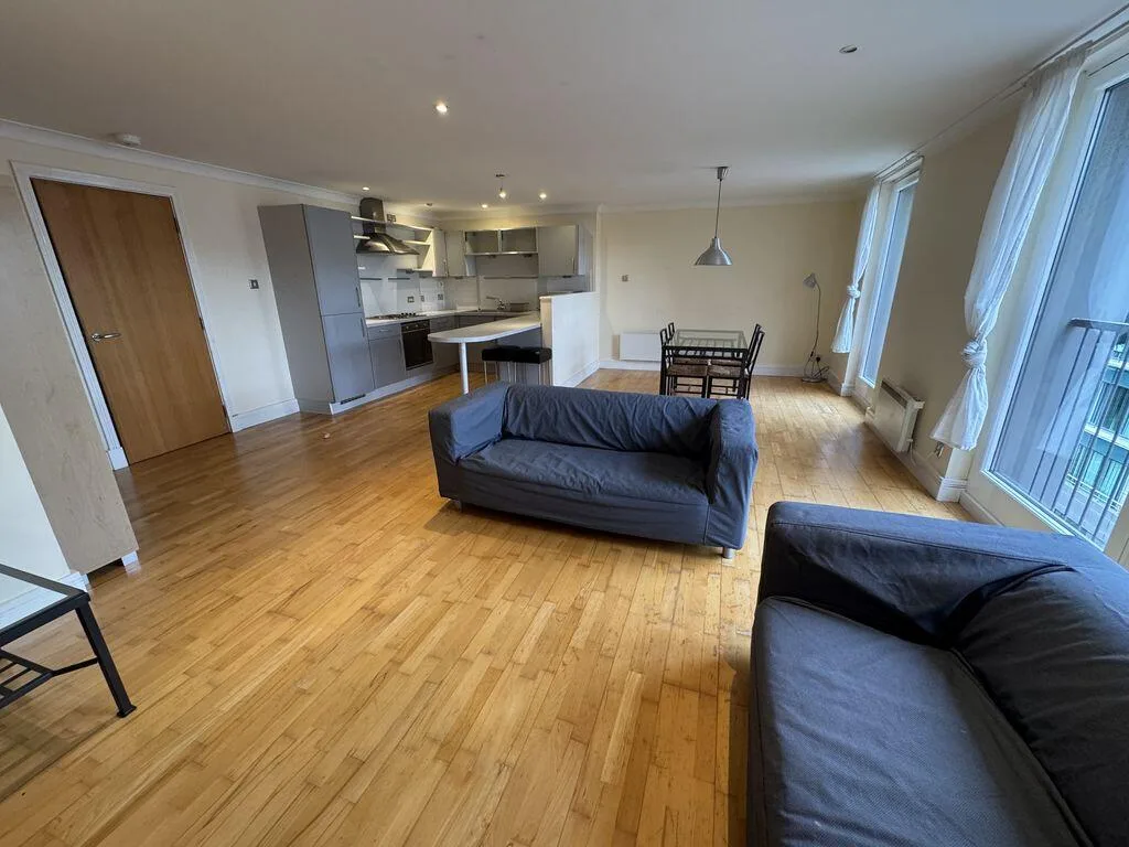 2 bedroom flat for rent