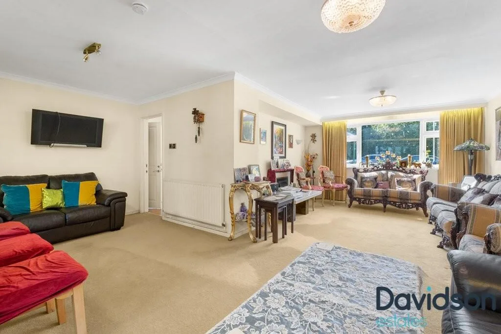 4 bedroom detached house for rent