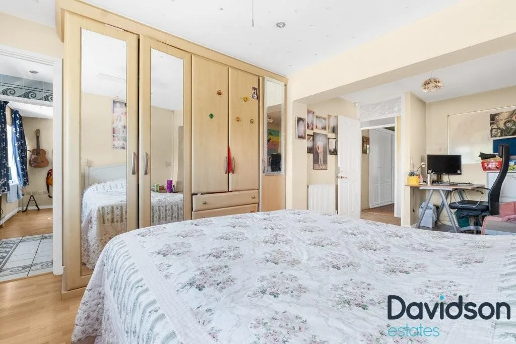4 bedroom detached house for rent