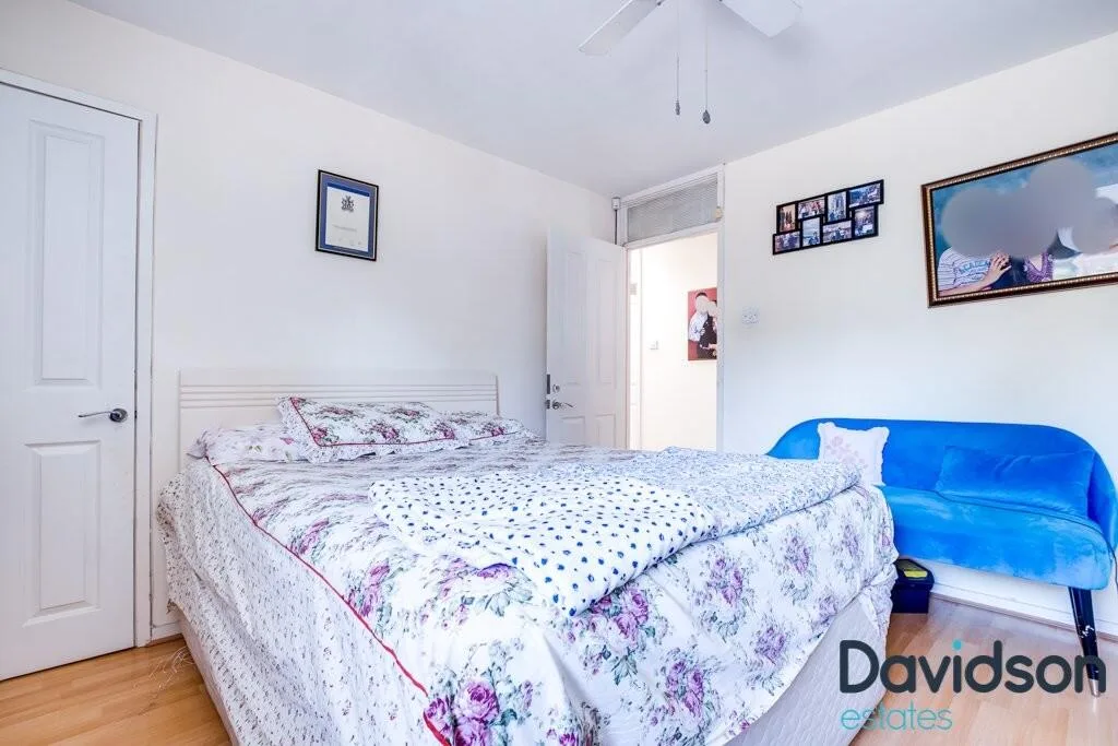 4 bedroom detached house for rent