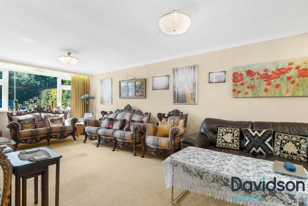 4 bedroom detached house for rent
