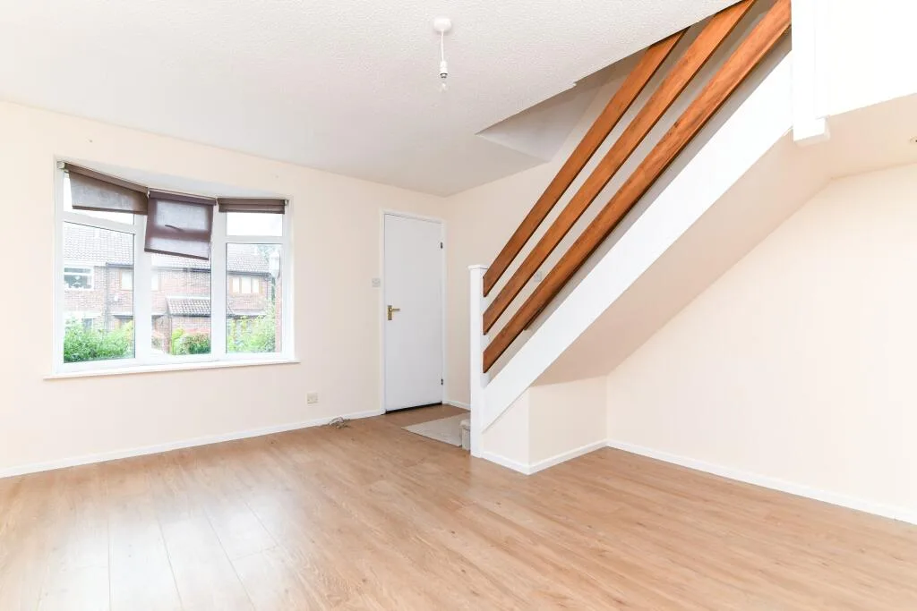 2 bedroom house for rent