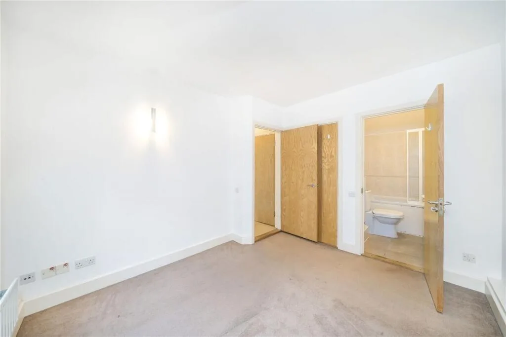 2 bedroom house for rent