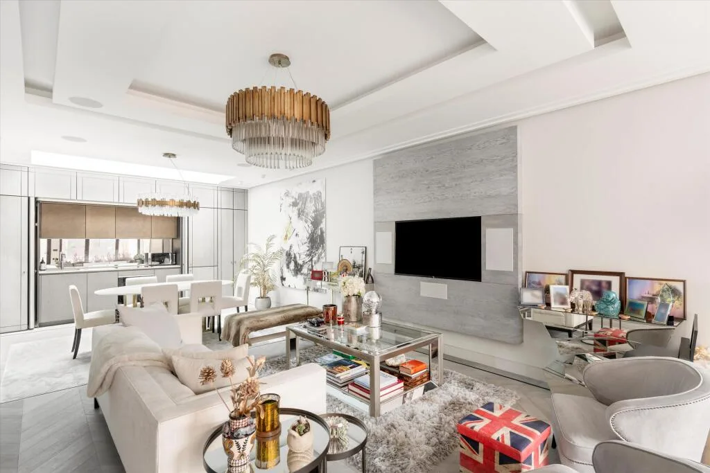 1 bedroom maisonette for rent