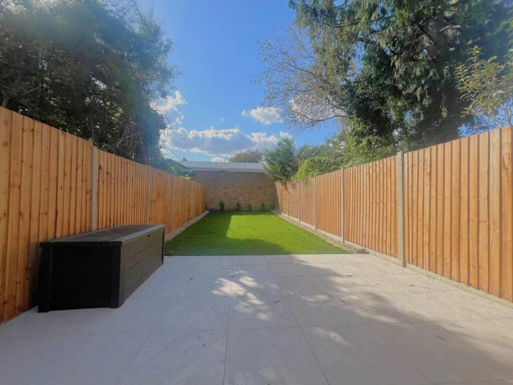 2 bedroom ground floor flat for rent