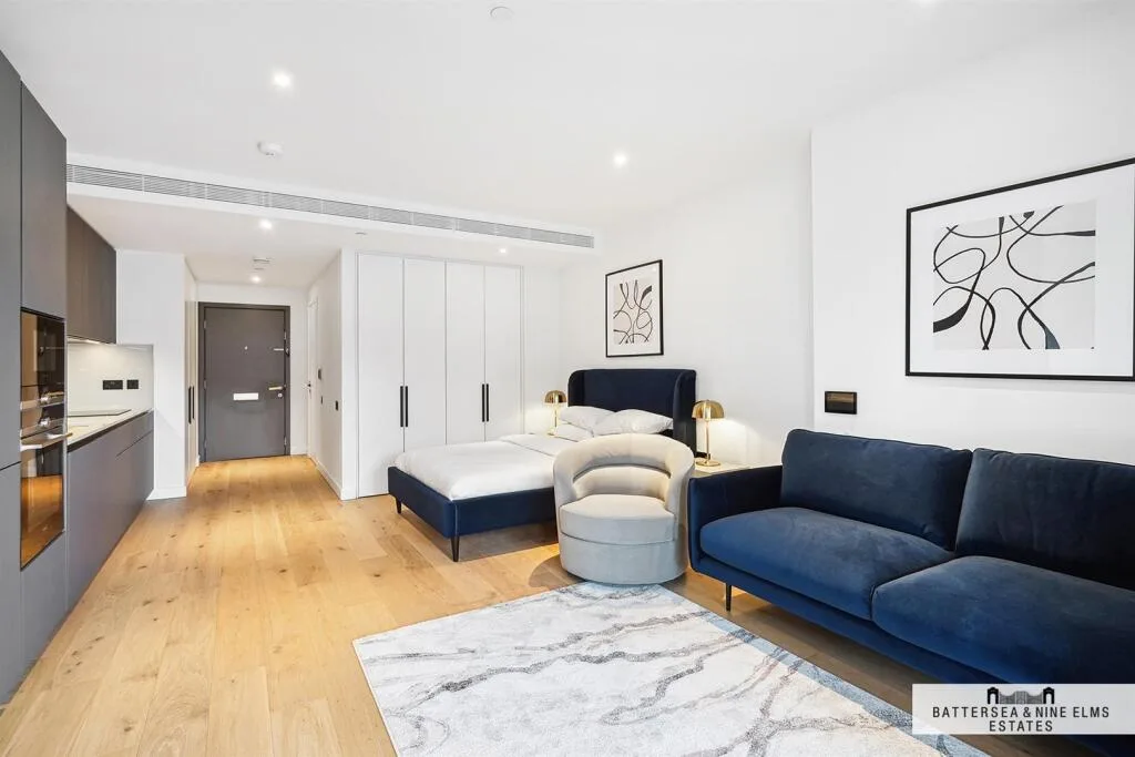 Studio apartment for rent