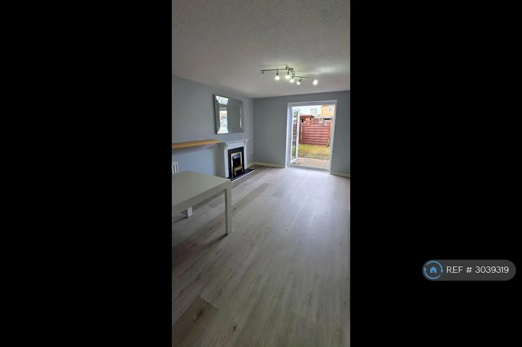 2 bedroom terraced house for rent
