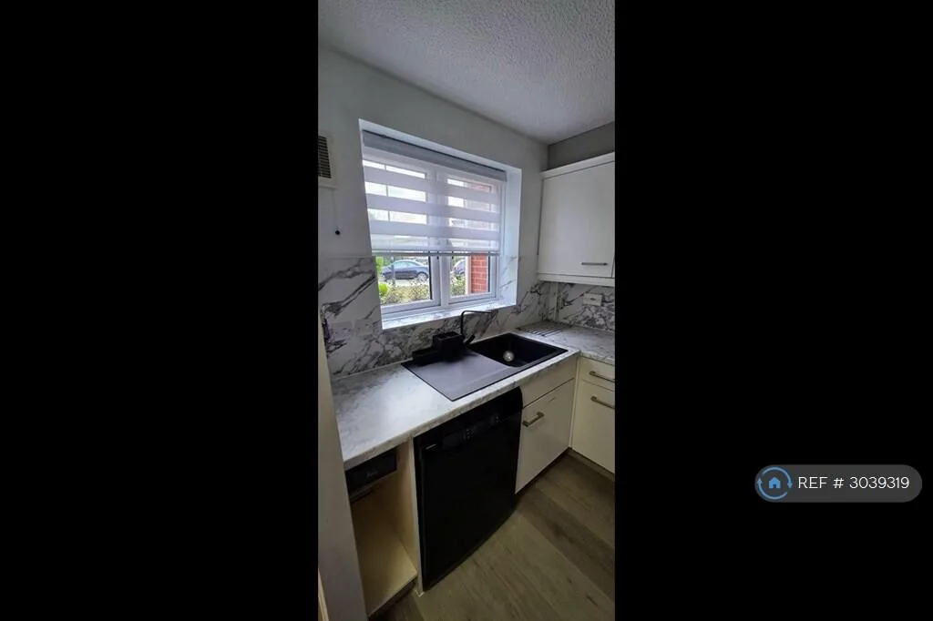 2 bedroom terraced house for rent
