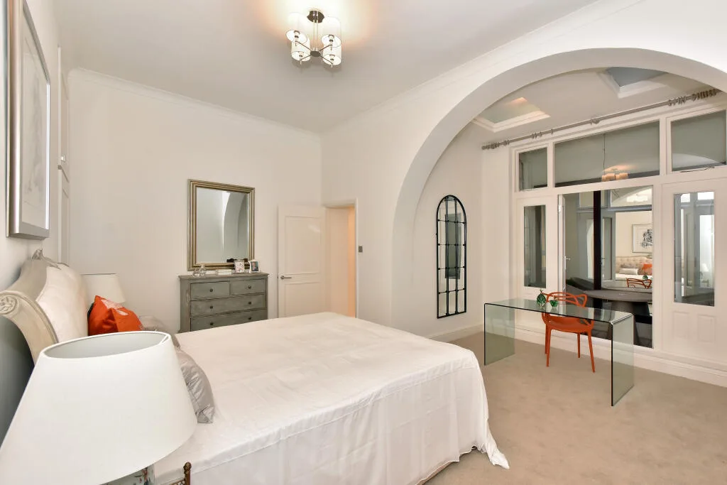 4 bedroom flat for rent