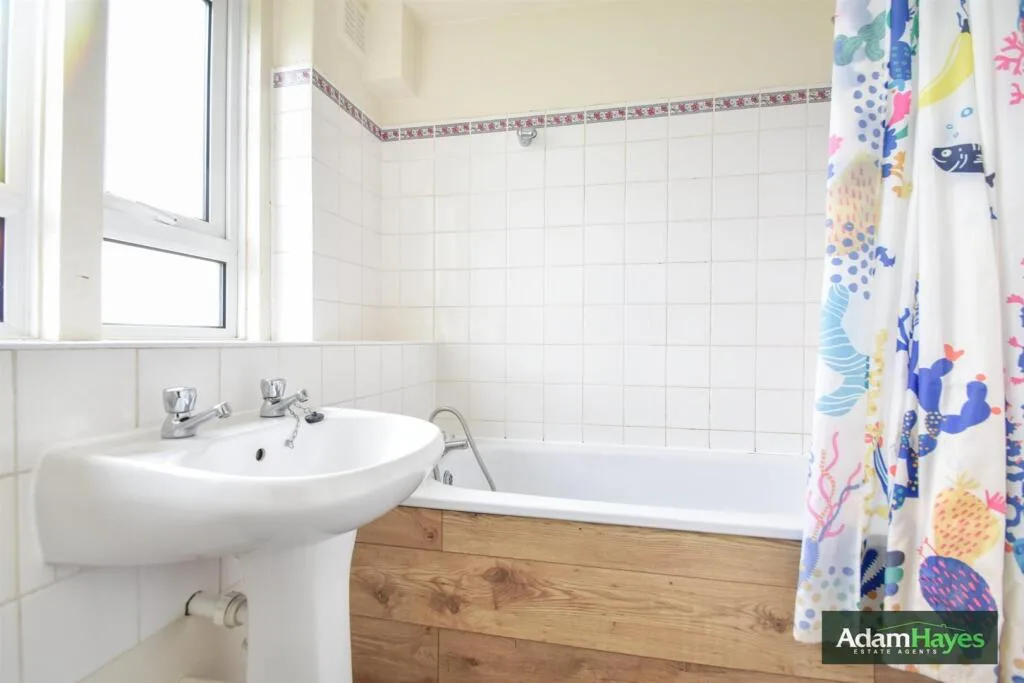 3 bedroom apartment for rent