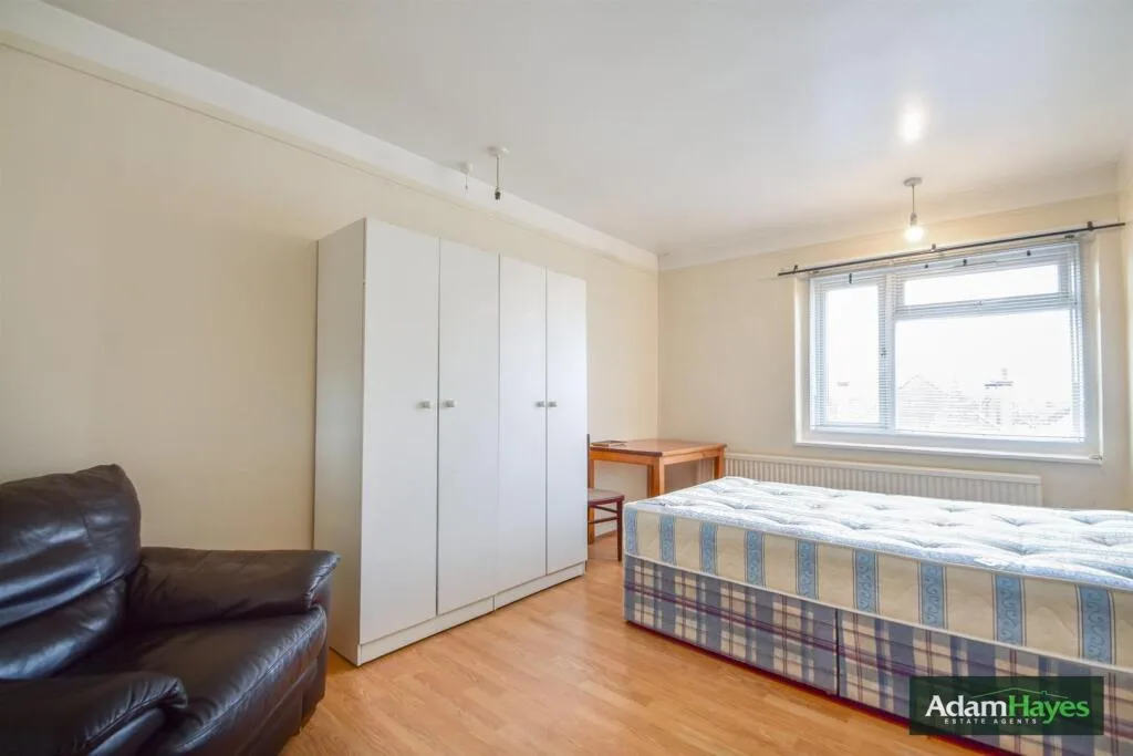 3 bedroom apartment for rent