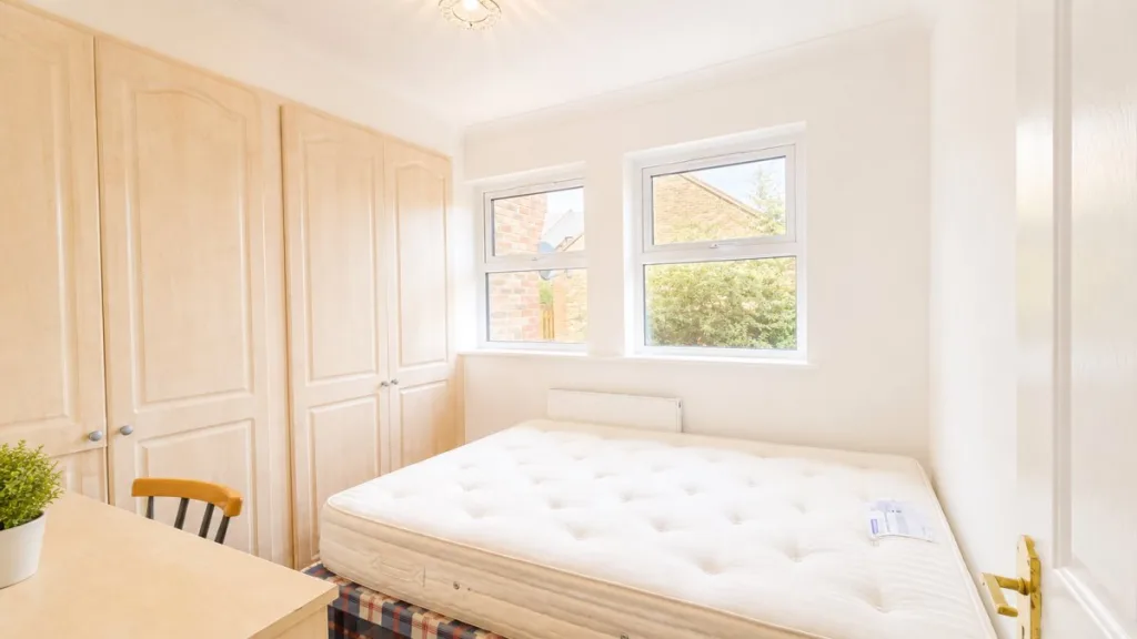4 bedroom terraced house for rent