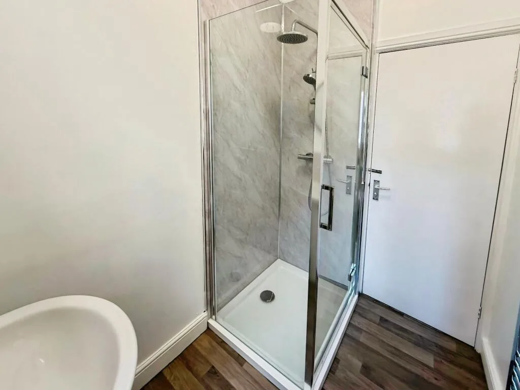 1 bedroom house for rent