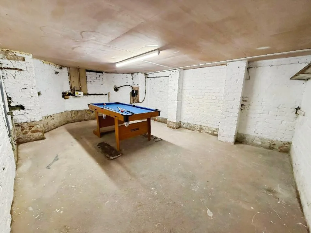 1 bedroom house for rent