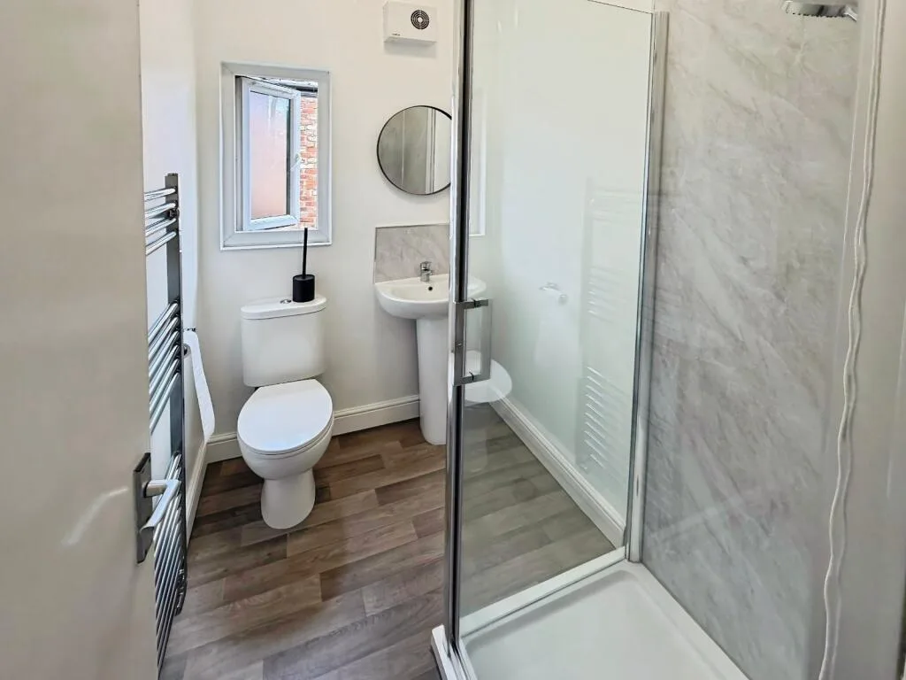 1 bedroom house for rent