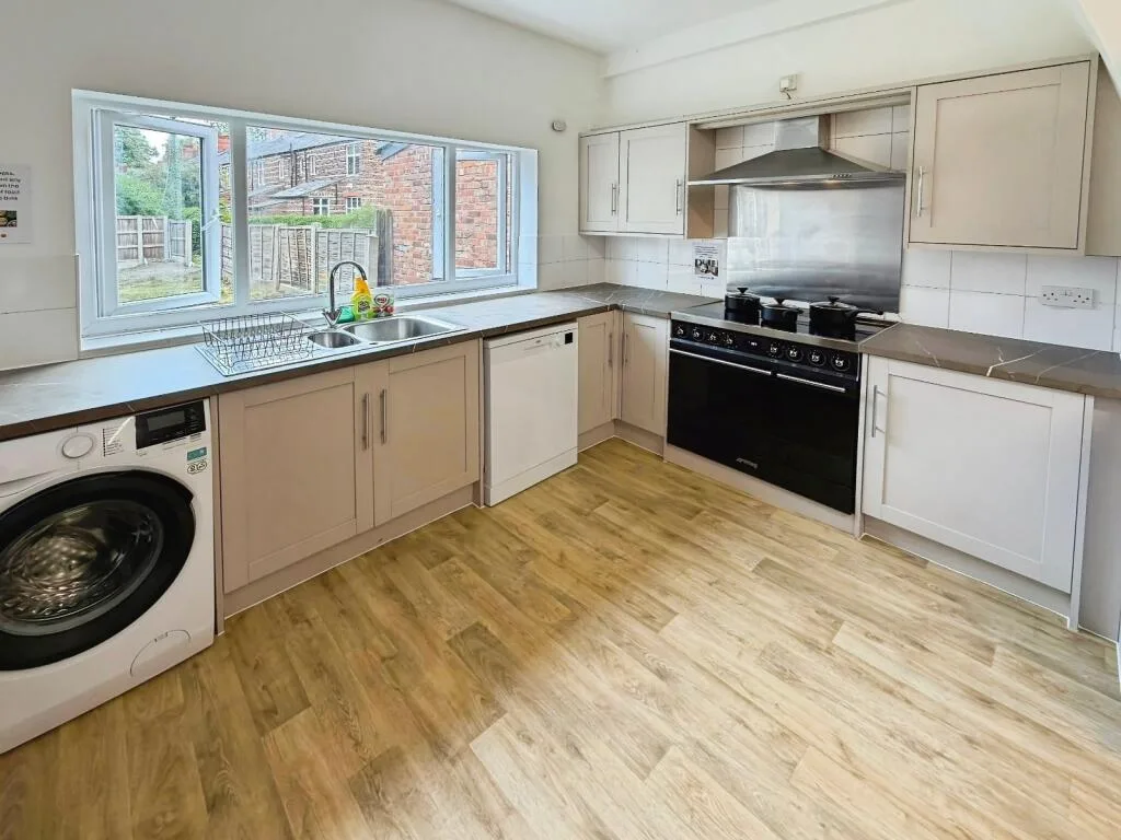 1 bedroom house for rent