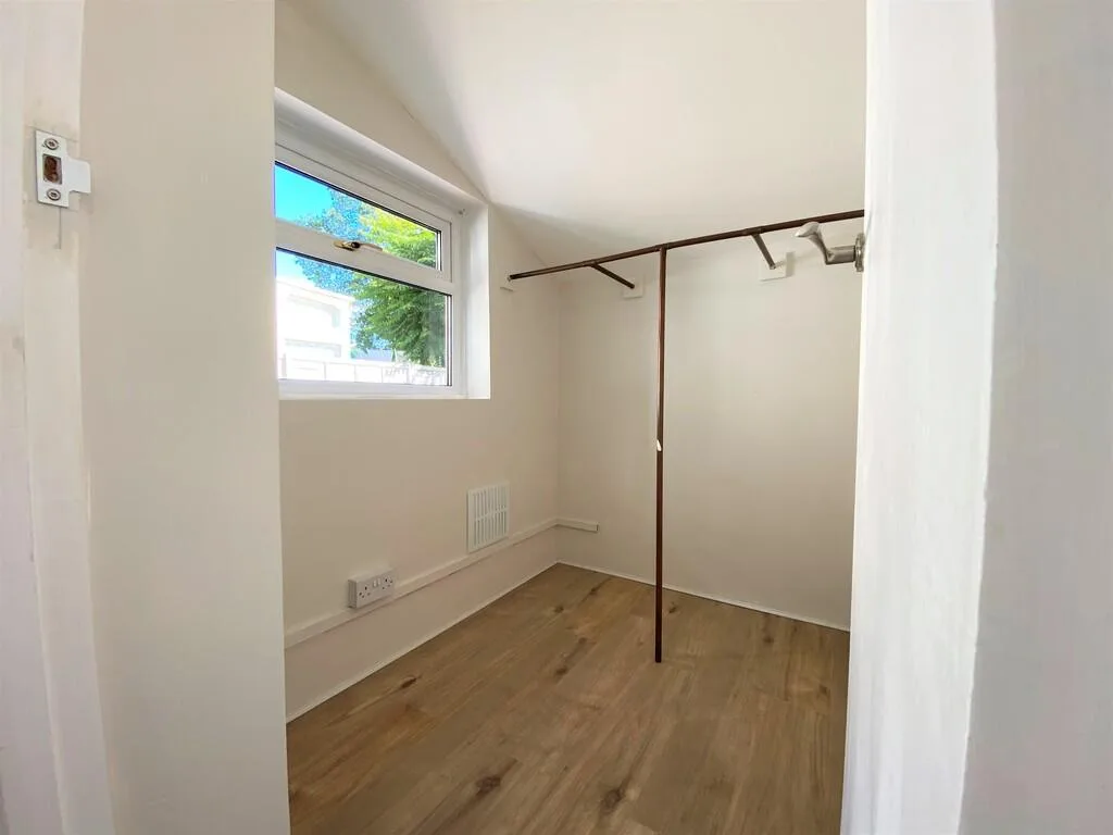 1 bedroom ground floor flat for rent