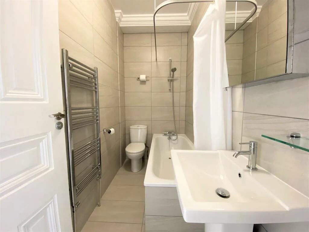 1 bedroom ground floor flat for rent