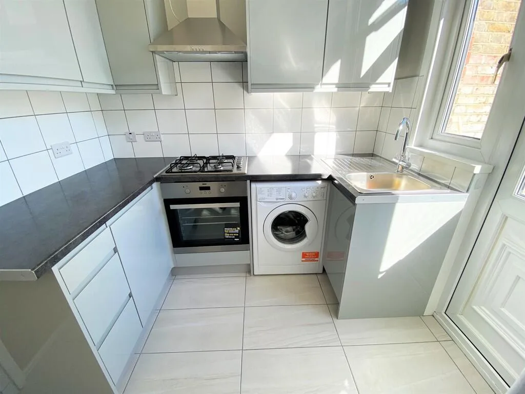 1 bedroom ground floor flat for rent